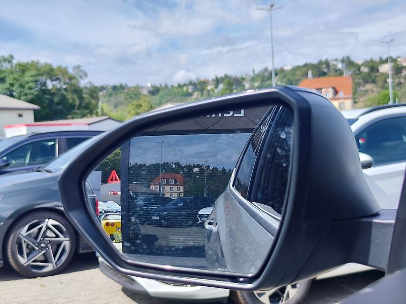 Hyundai Tucson 1.6 T-GDI/118kW N-Line STL 4x4 - fotka 20 z 38