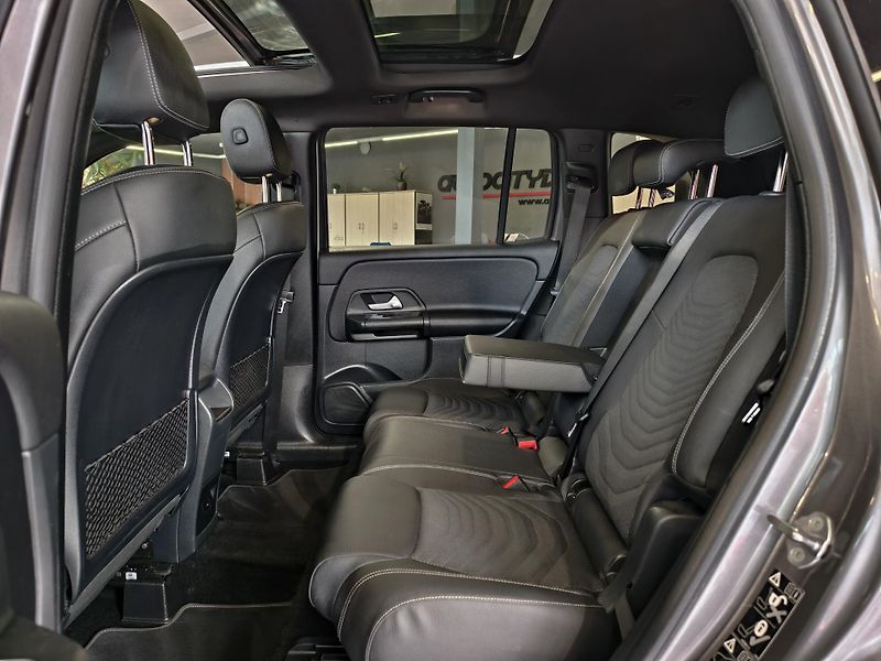 Mercedes-Benz GLB 220 d 140kW, A/T, 7 MÍST, DPH  - fotka 10 z 27