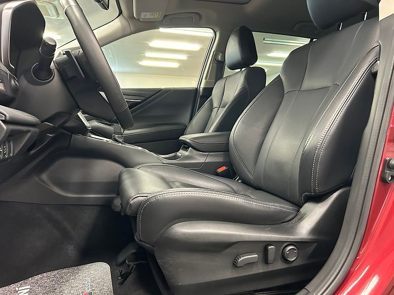 Subaru Outback (2023) 2.5 TOURING 2023 | Záruka - fotka 16 z 59