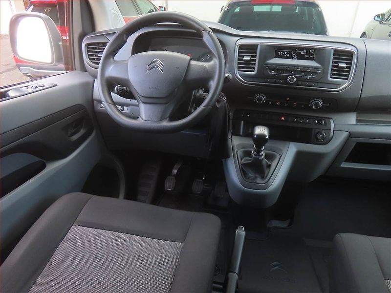 Citroën Jumpy (2019) 2.0 BlueHDi, Bus, 5Míst, ČR - fotka 7 z 15