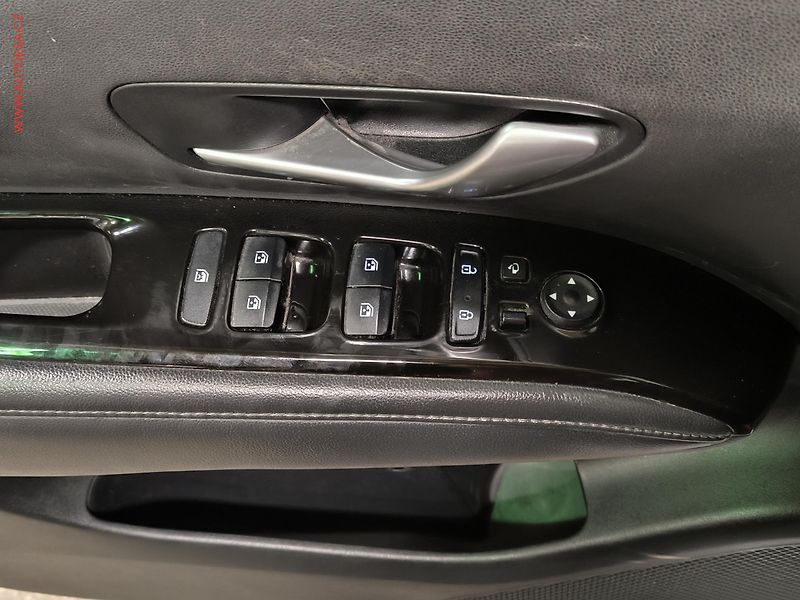 Hyundai Tucson (2021) 1.6 CRDi HTRAC, 1.maj,ČR - fotka 17 z 17