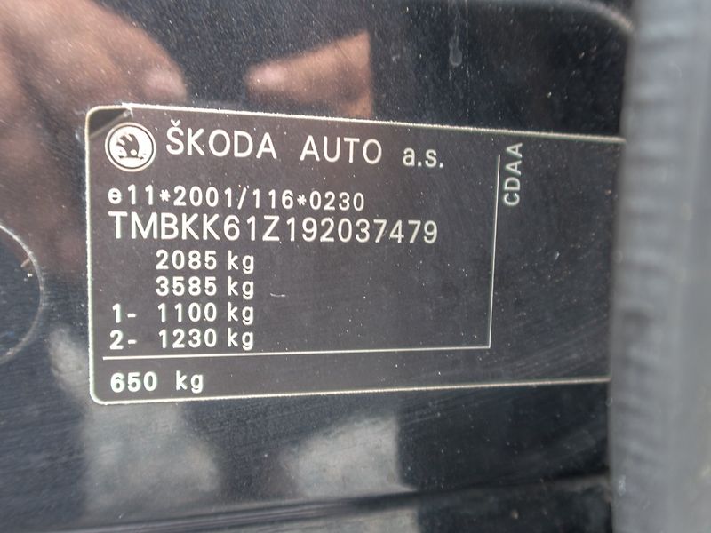 Škoda Octavia (2009) 1.8TSI 118KW 4x4 – 2x KOLA - fotka 41 z 45