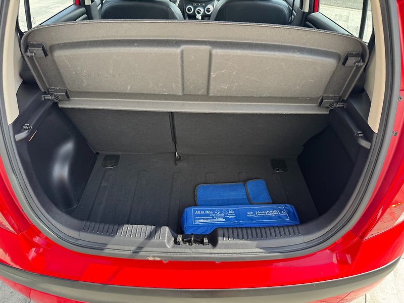Hyundai i10 (2008) 1.1i 48kW - fotka 21 z 32