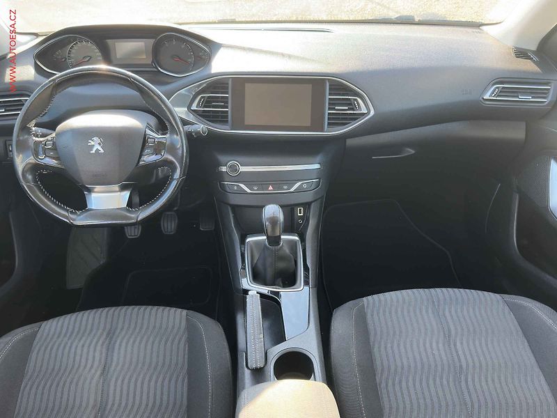 Peugeot 308 (2015) 1.6 HDi, ČR, AC, temp - fotka 8 z 19