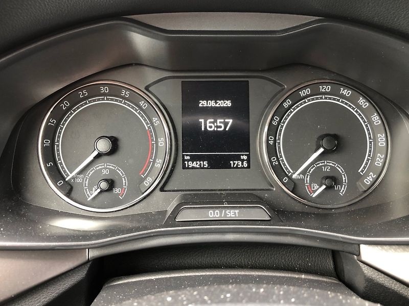Škoda Scala (2020) 1.6 TDi - fotka 17 z 23