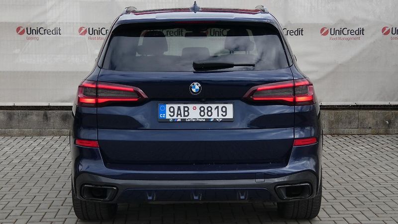 BMW X5 40d xDrive M Sport - fotka 4 z 25