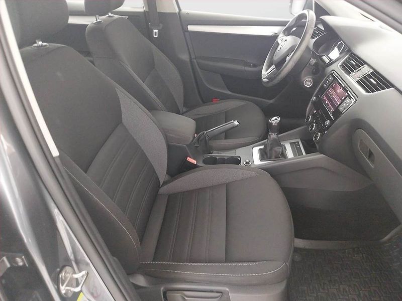 Škoda Octavia (2018) Ambition Plus 1.4 TSI - fotka 9 z 20