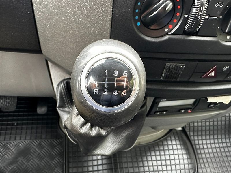 Mercedes-Benz Sprinter 2,1 516cdi 4X4 HMOTNOST 5t - fotka 25 z 34