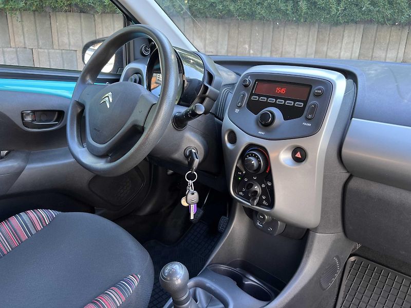 Citroën C1 1.0 VTi 51 kW 1.MAJ SERVISKA - fotka 7 z 13