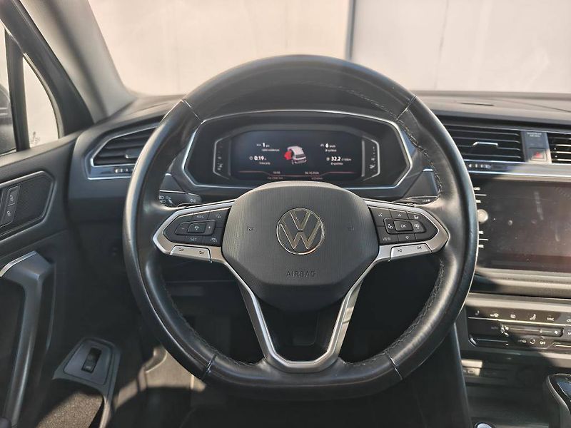 Volkswagen Tiguan Elegance 7DSG 1,5TSi - fotka 11 z 24