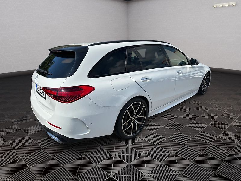 Mercedes-Benz Třídy C (2021) 200 150kw 4Matic AMG - fotka 7 z 36