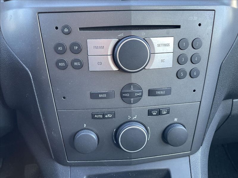 Opel Zafira 1,9 CDTI*88kW*7.míst*Servis - fotka 18 z 36