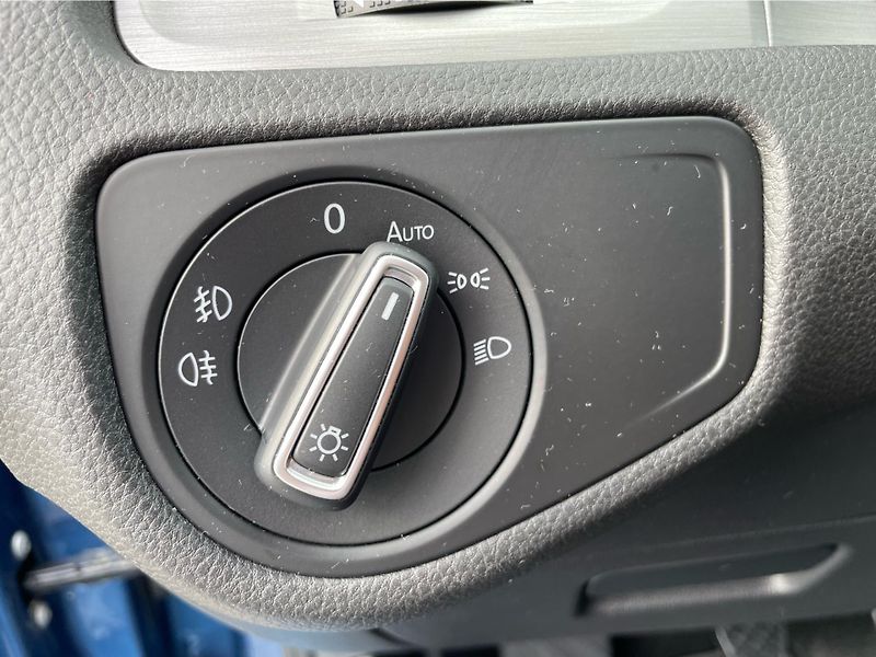 Volkswagen Golf Variant 1.2 TSi COMFORTLINE - fotka 16 z 27
