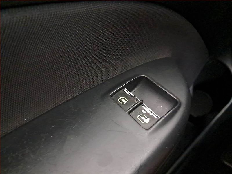 Škoda Octavia (2005) 1.6, po STK, CZ doklady - fotka 16 z 17