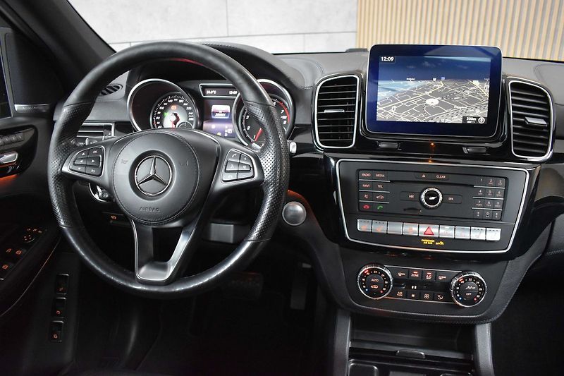 Mercedes-Benz GLS 500 4MAT*AMG*AIR* REZERVACE - fotka 9 z 65