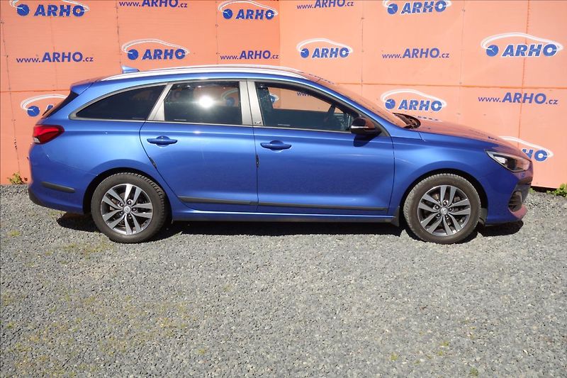 Hyundai i30 1,4 T-GDi,ČR,1 MAJ.,52TIS.KM. - fotka 8 z 44