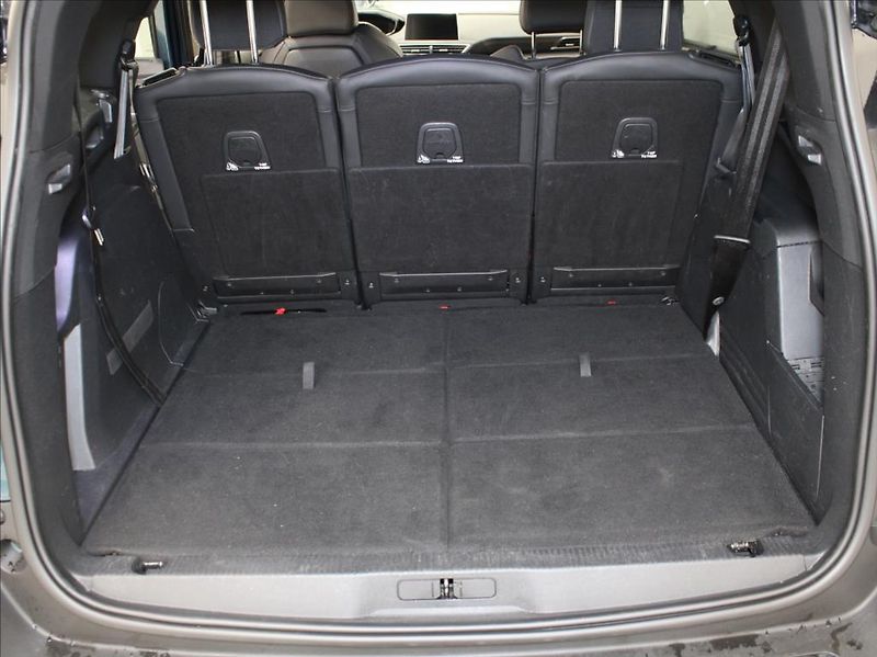 Peugeot 5008 2,0 HDi 130kW AT GT-line 1.maj - fotka 21 z 22