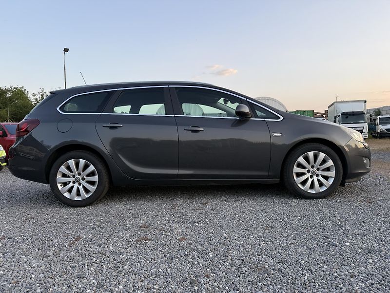 Opel Astra 1.7CDTi 81kW Xenony ČR - fotka 4 z 17