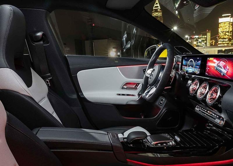 Mercedes-AMG CLA 35