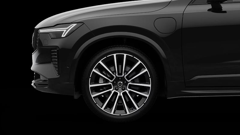 Volvo XC90 (2026) ULTRA BLACK EDITION, T8 AWD, 1 - fotografie inzerátu