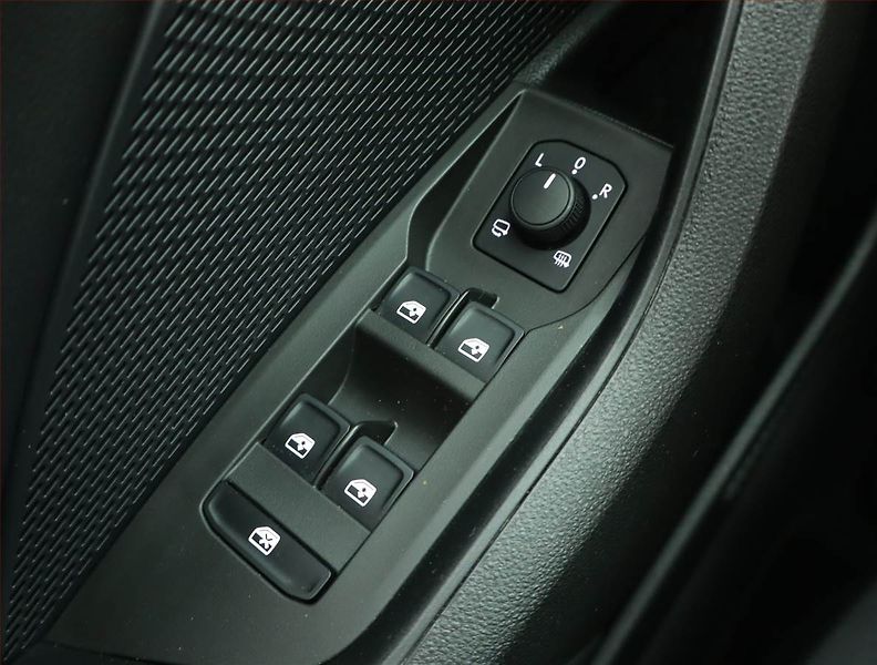 Škoda Octavia (2023) Ambition 2.0 TDI, Automat - fotka 16 z 16