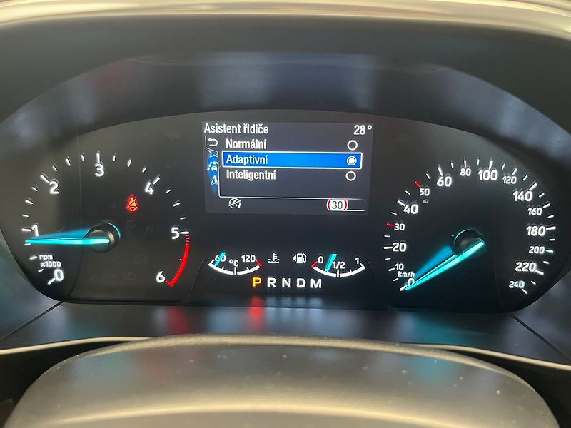 Ford Focus 2.0 EB Titanium LED - fotka 53 z 66