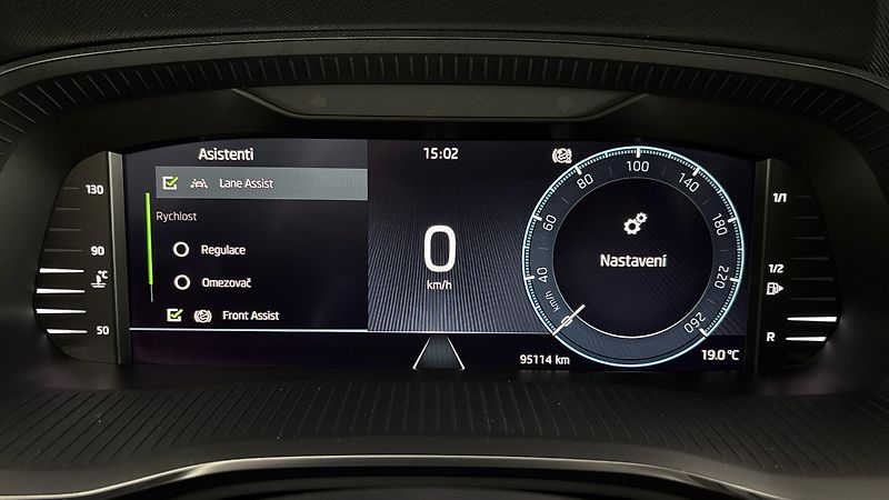 Škoda Octavia 1.0 TSI Ambition Combi - fotka 10 z 24