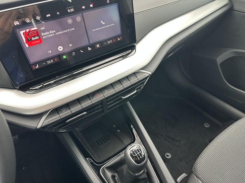 Škoda Octavia SELECTION + dovýbava *282 - fotka 12 z 13