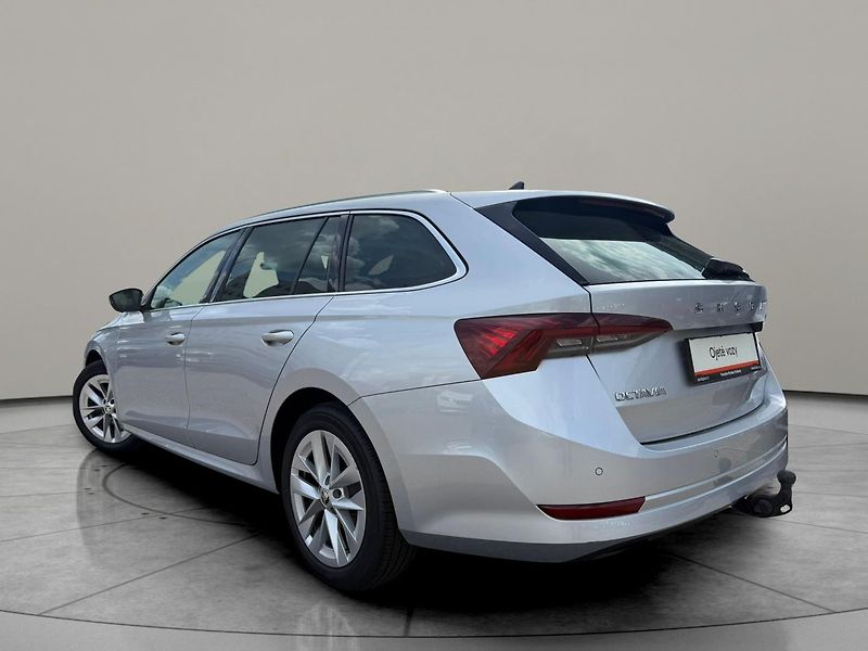 Škoda Octavia Style 2.0 TDI 110kW DSG Combi - fotka 7 z 25