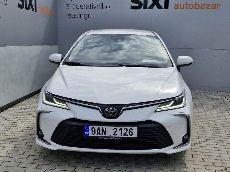 Toyota Corolla  Comfort 1,5 (92 kW) MAN - fotka 2 z 6