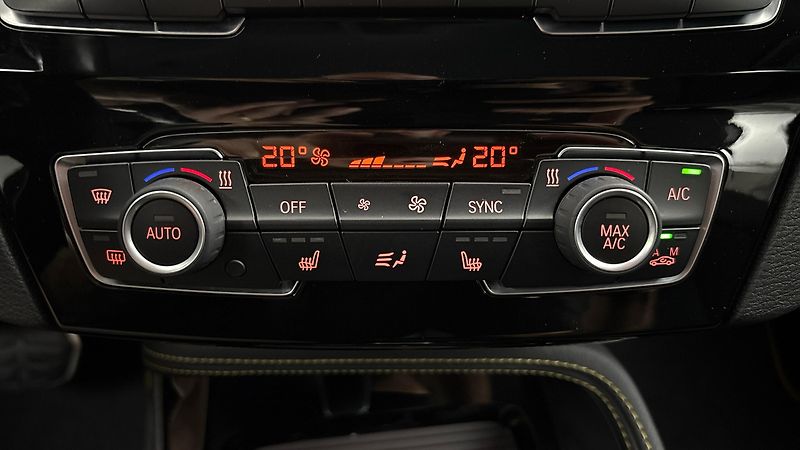 BMW X2 20d AUT xDrive - fotka 13 z 25