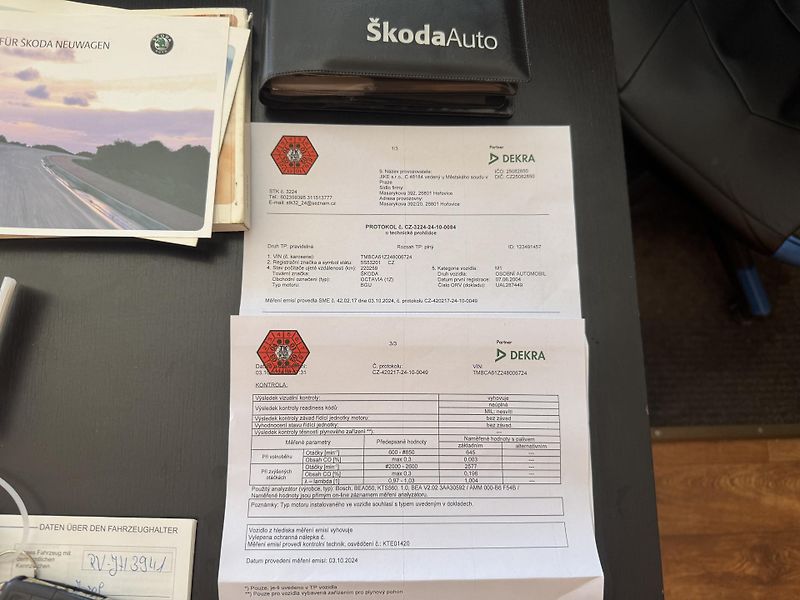 Škoda Octavia (2004) II, 1.6MPi,rezervace - fotka 28 z 32
