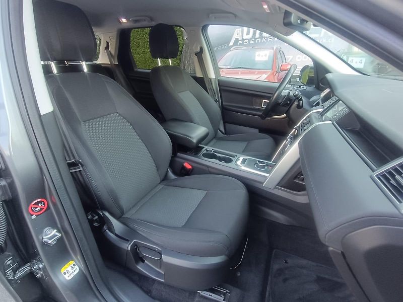 Land Rover Discovery Sport 2,0/110kW, Tdi SE 4x4, AUTOMAT - fotka 13 z 31