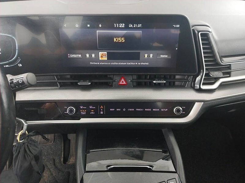 Kia Sportage (2023) 1.6 T-GDI MHEV - fotka 12 z 19