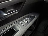 Peugeot 5008 ACTIVE 1,5 BHDI 130k EAT8 - náhled 24