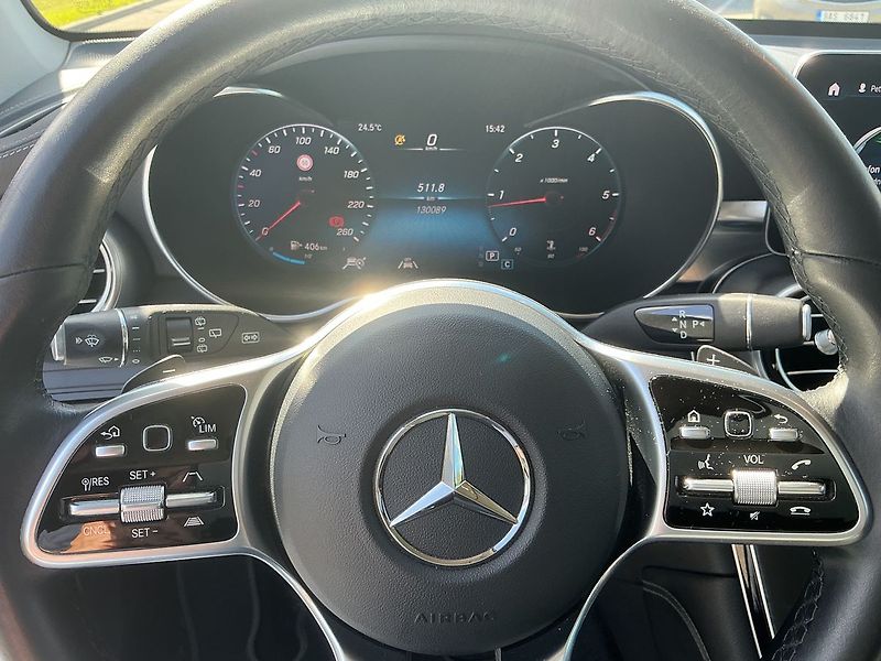 Mercedes-Benz GLC 220 d 4MATIC - fotka 9 z 28