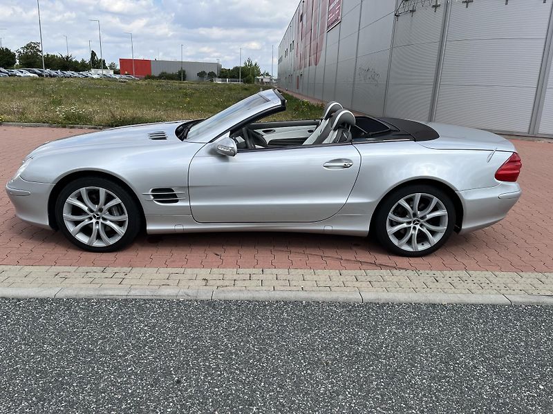 Mercedes-Benz SL 500 SL - fotka 33 z 35