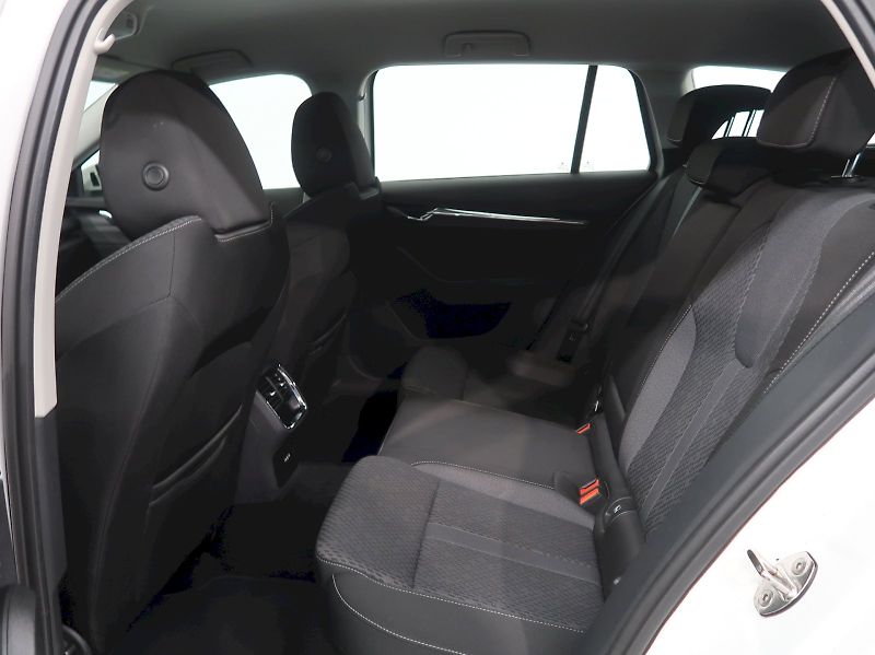 Škoda Octavia (2022) STYLE 1.5TSI 110KW - fotka 15 z 36