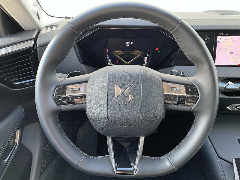 DS Automobiles DS4 TROCADERO 1.5 BlueHDi 96kW AT8 - fotka 21 z 29