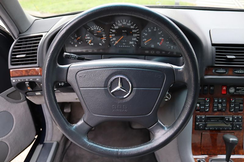 Mercedes-Benz Třídy S 500SE W140 5.0 240kW - fotka 27 z 50