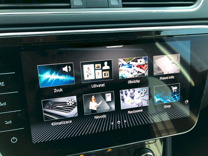 Škoda Superb (2022) COM IV L K TS 1.4 A6F - fotka 21 z 29