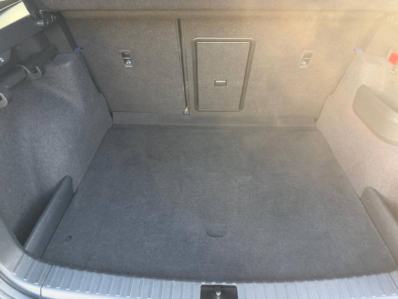 Škoda Karoq Ambition 2,0 TDI 85 kW 6° MP - fotka 35 z 37