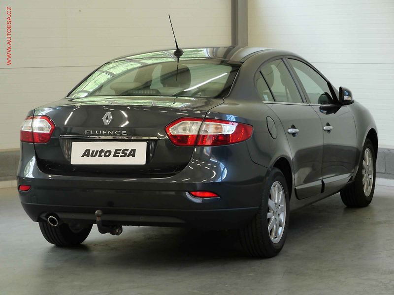 Renault Fluence (2012) 1.6i, 2.maj,ČR, Klima, temp - fotka 4 z 22