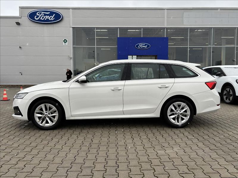 Škoda Octavia 2,0 TDI 110kW Style DSG - fotka 2 z 38