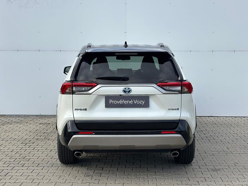 Toyota RAV4 2.5 HSD e-CVT FWD Selection - fotka 9 z 28