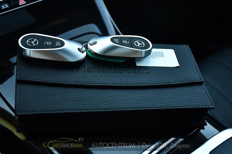 Mercedes-Benz EQE 350 4MATIC AMG PANORAMA - fotka 52 z 52
