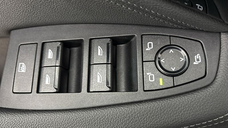 BMW Řada 2 218i AUT Luxury Line - fotka 22 z 30