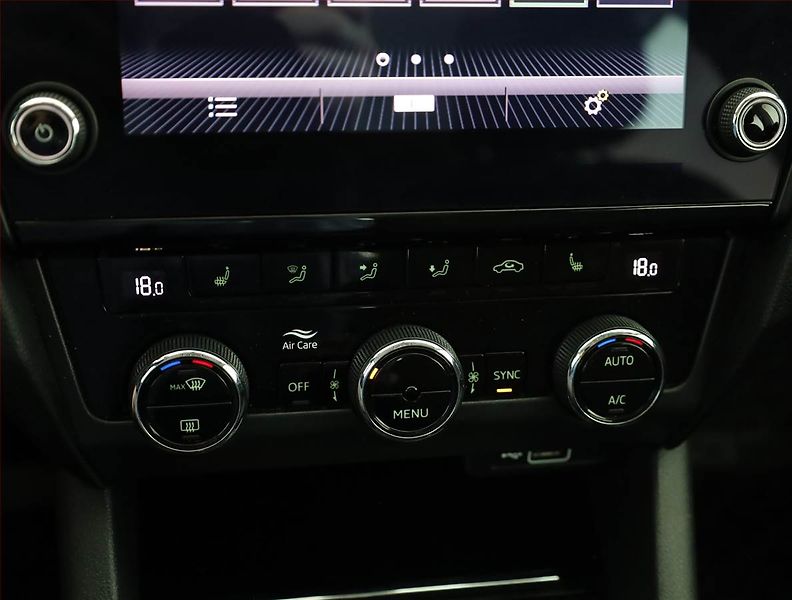 Škoda Octavia (2018) Style 1.6 TDI, Tempomat - fotka 12 z 20