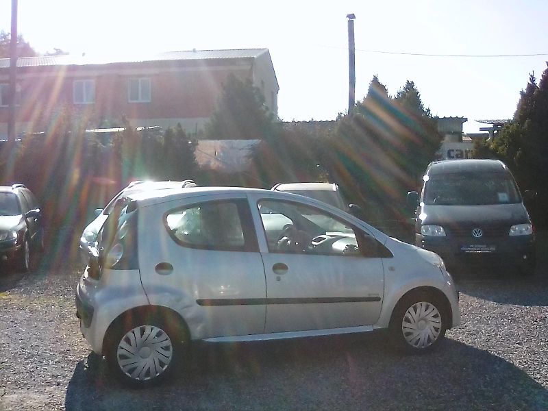 Citroën C1 (2006) 1.0i / 50KW, jede super - fotka 8 z 34