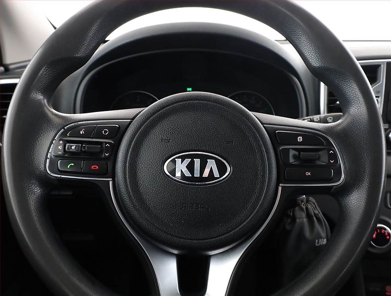 Kia Sportage (2016) 1.6 GDI, Serv.kniha, Tempomat - fotka 8 z 16